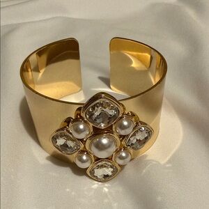 Stunning Bejewelled Cuff - NW/OT: 3” diameter.